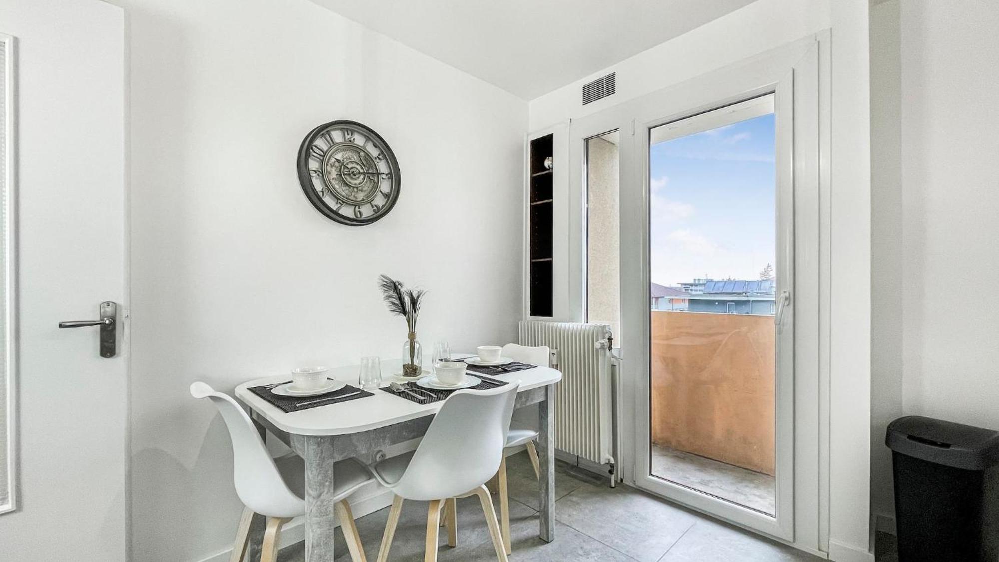 Homey La Coloc Mugi - Colocation Haut De Gamme - Chambres Privees - Balcon - Wifi Et Netflix - Proche Transports Commun Annemasse Dış mekan fotoğraf